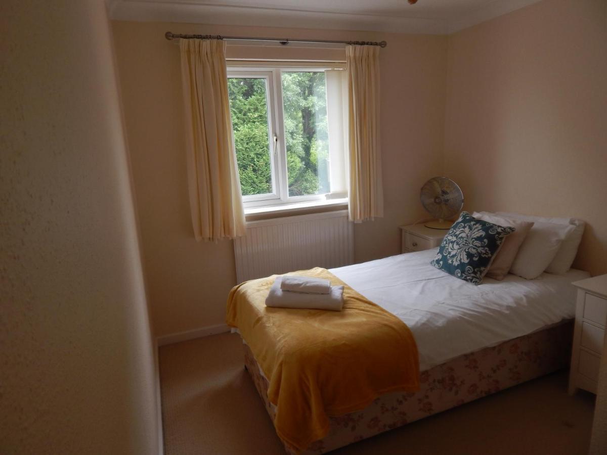 Spacious 3 Bdr House With Private Parking Spaces - Families- Corporate Groups * Cambridge (Cambridgeshire)