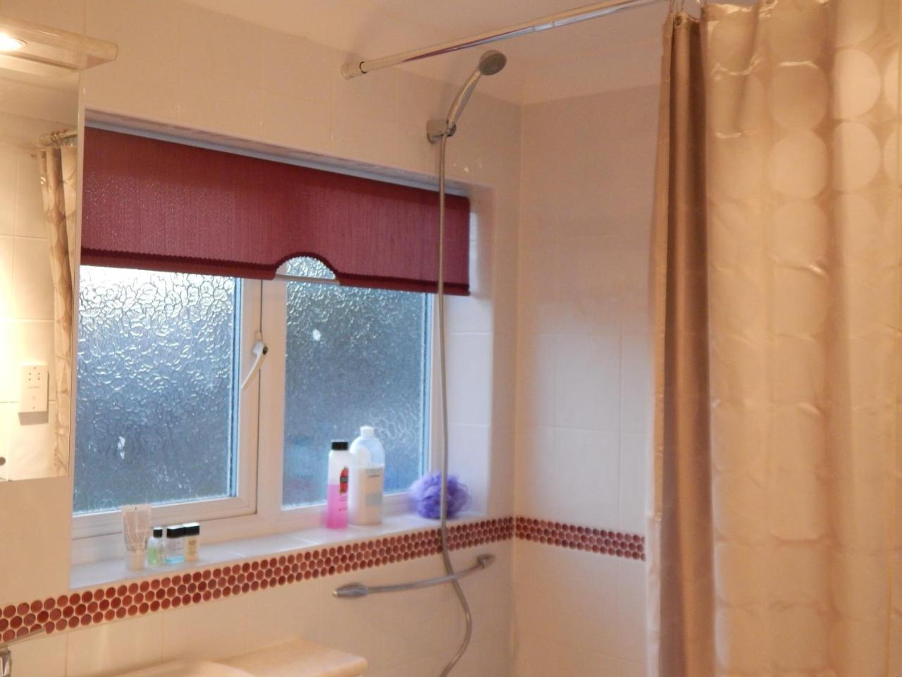 Holiday home Spacious 3 Bdr House With Private Parking Spaces - Families- Corporate Groups Cambridge (Cambridgeshire)